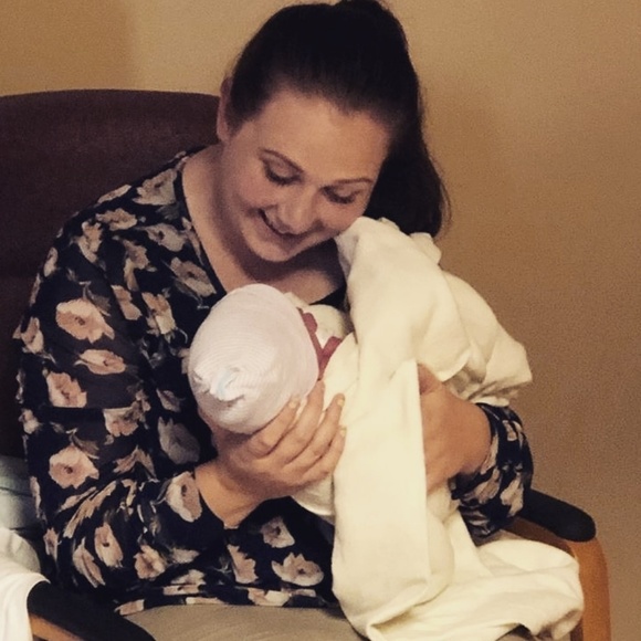 Meet your Posher, Jesse - Picture 2 of 5